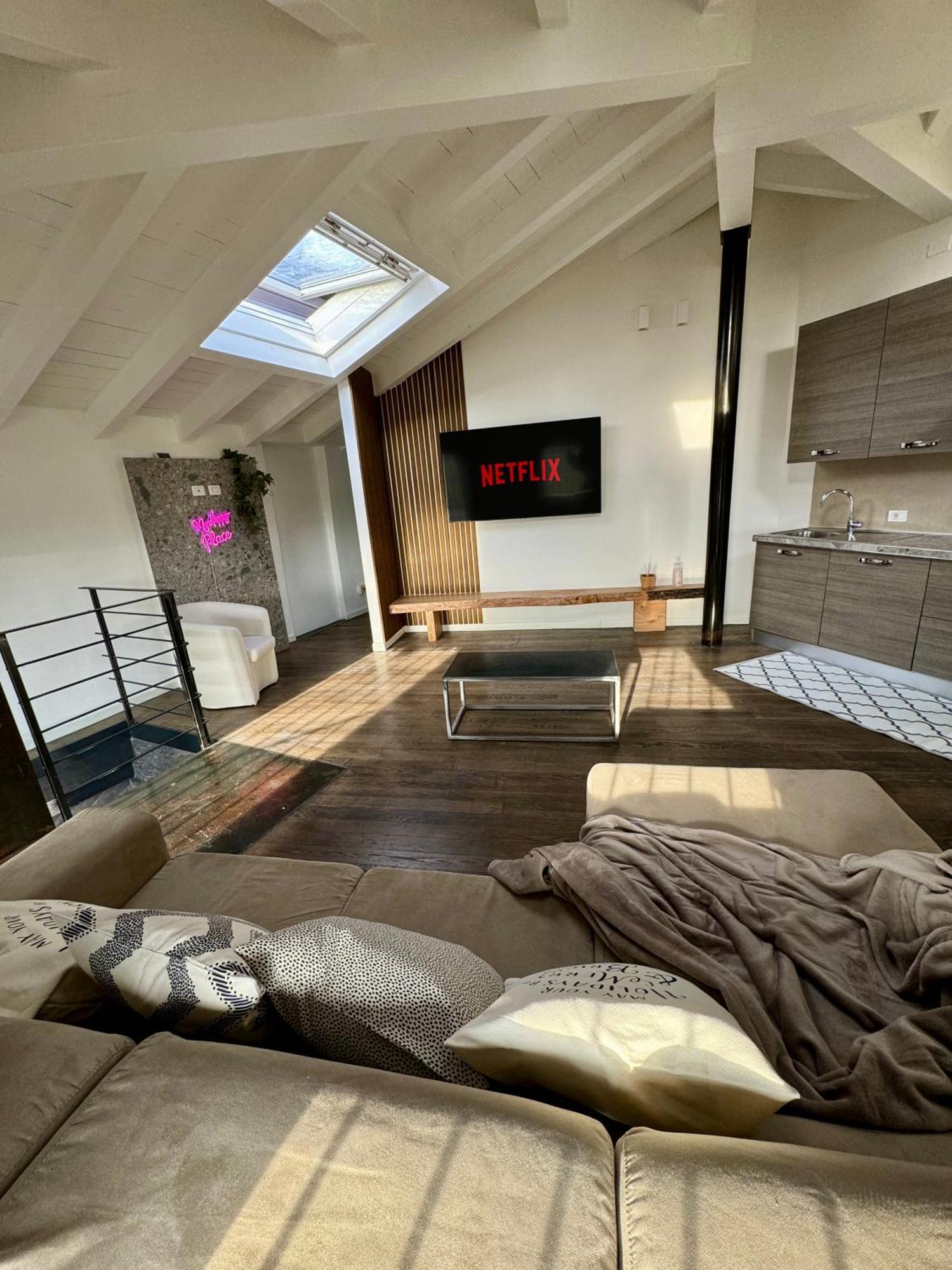 Bridge Apt Brescia - Netflix - Wifi Ngoại thất bức ảnh