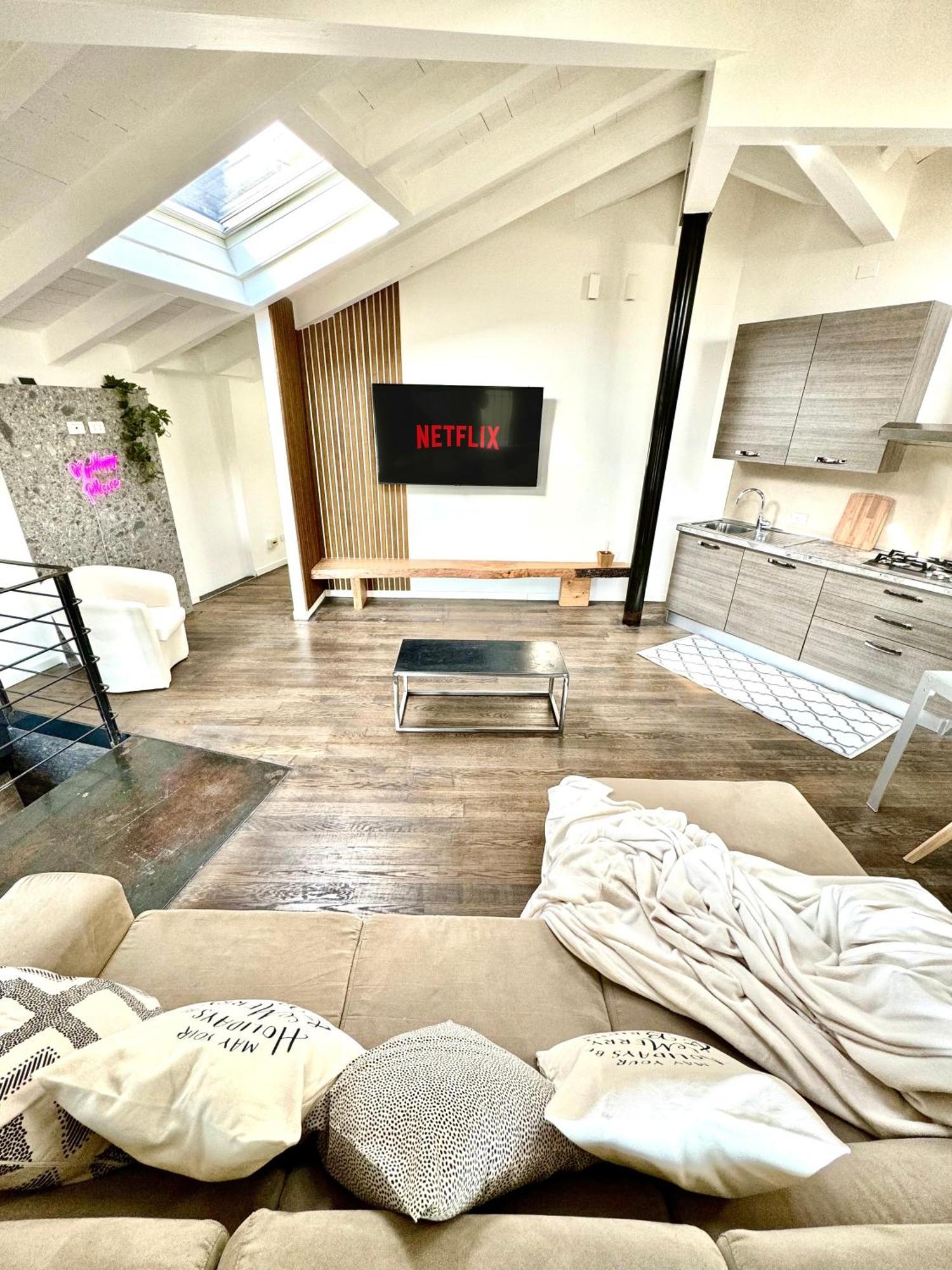 Bridge Apt Brescia - Netflix - Wifi Ngoại thất bức ảnh