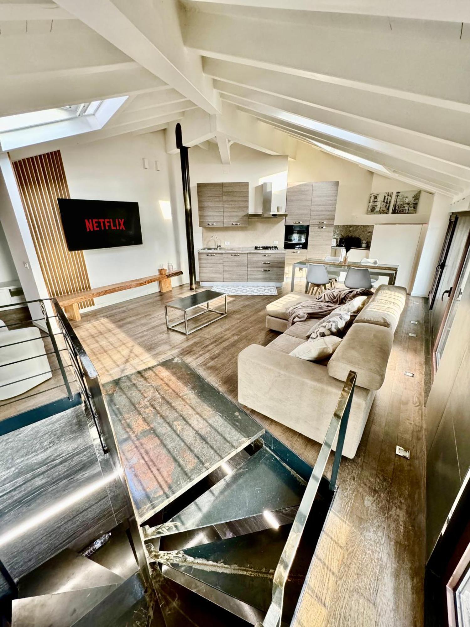 Bridge Apt Brescia - Netflix - Wifi Ngoại thất bức ảnh